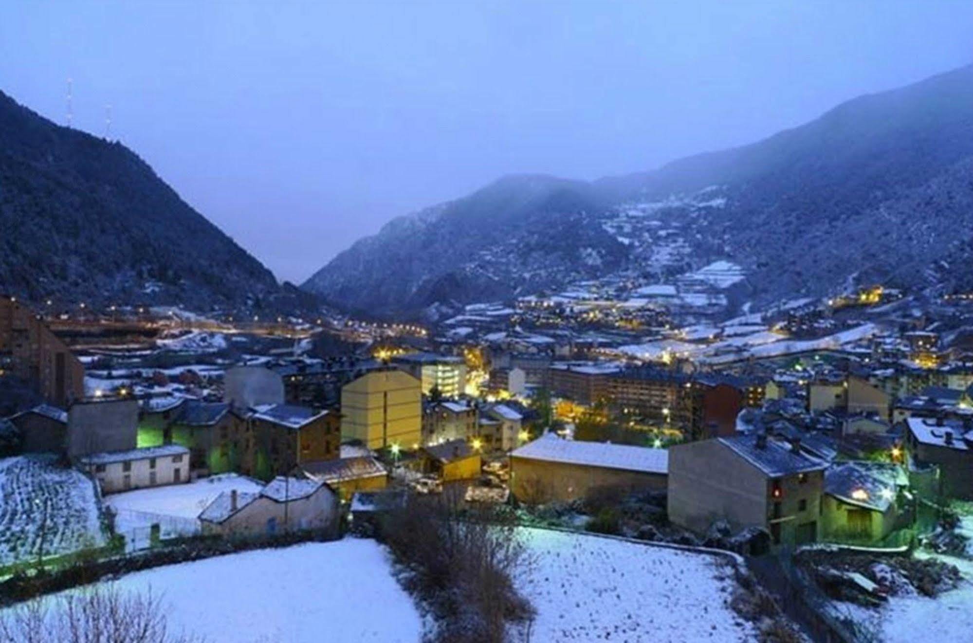 Evenia Monte Alba Hotell Cerler Eksteriør bilde